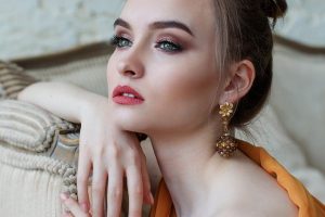 baza pod makijaż do cery tłustej