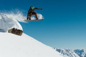 freestyle snowboarding
